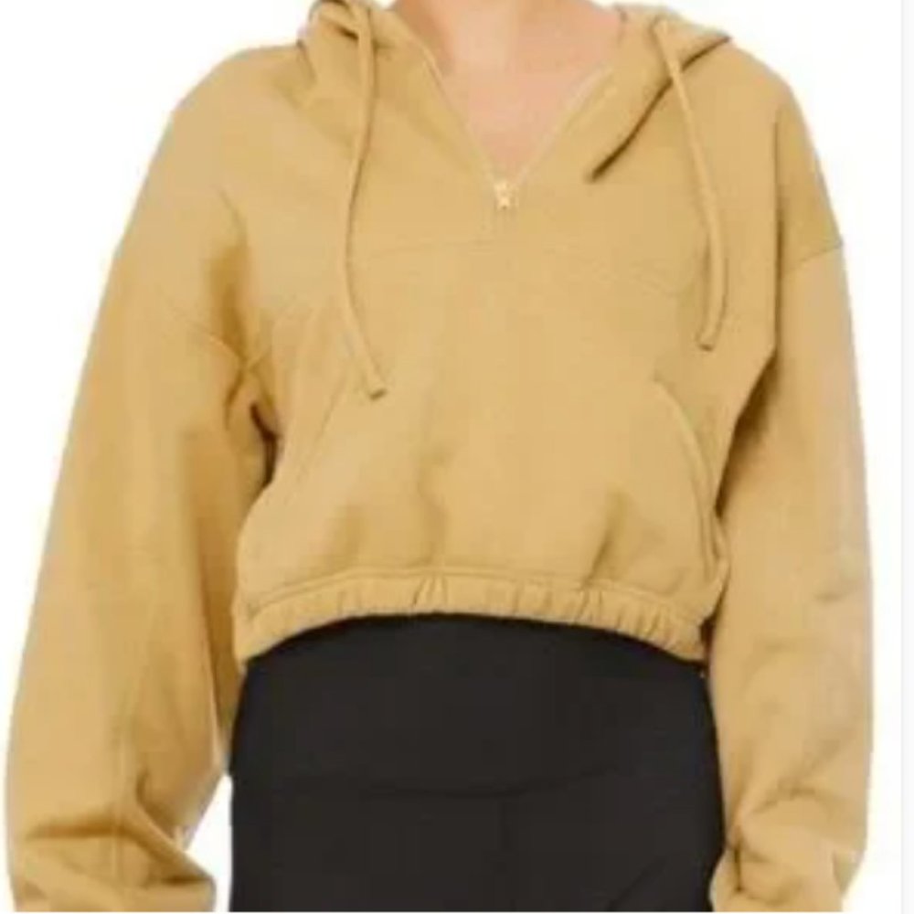 Alo Stadium Half-Zip Cropped Hoodie Honey